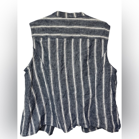 Chicos 3 Lavish Linen Striped Vest Size XL / 16 Blue White Sleeveless NWOT - Picture 2 of 4